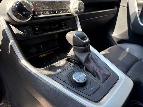 Used 2022 Toyota RAV4 XSE w/ Premium Package AWD/4WD image 23