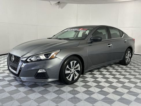 Used 2019 Nissan Altima 2.5 S image 4
