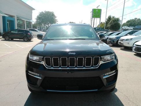 Used 2024 Jeep Grand Cherokee Limited 4xe AWD/4WD image 3