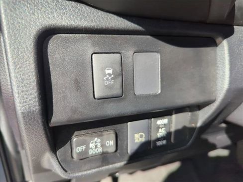 Used 2021 Toyota Tacoma TRD Sport image 23