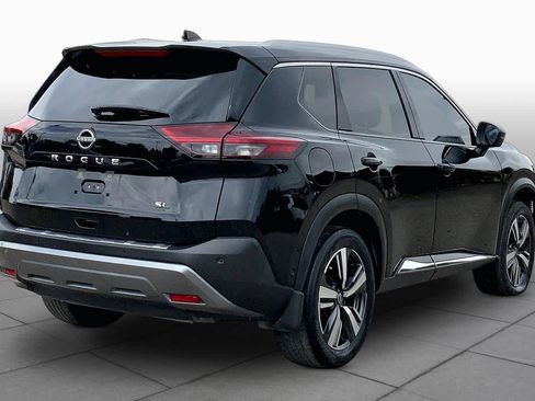 Used 2023 Nissan Rogue SL w/ SL Premium Package FWD image 13