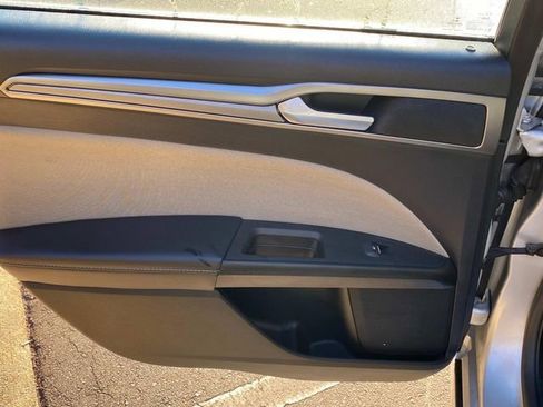 Used 2018 Ford Fusion S image 10