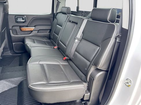 Used 2019 Chevrolet Silverado 2500 High Country AWD/4WD image 20