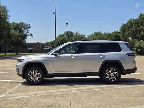 New 2025 Jeep Grand Cherokee L Limited w/ Trailer Tow Package AWD/4WD image 3