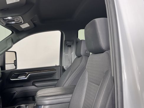 Used 2024 GMC Sierra 3500 SLE w/ Preferred Package image 23