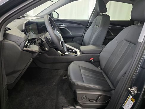 New 2025 Audi Q5 Premium image 13