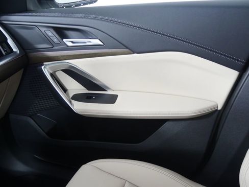 Used 2025 BMW X1 xDrive28i w/ Convenience Package image 25