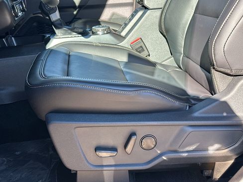 New 2025 Ford Bronco Badlands image 17