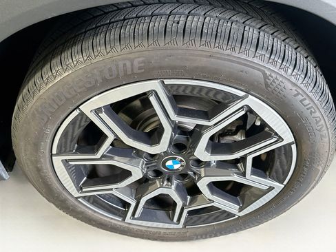 Used 2026 BMW X2 xDrive28i AWD/4WD image 11