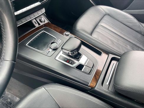 Used 2020 Audi Q5 2.0T Premium Plus image 22