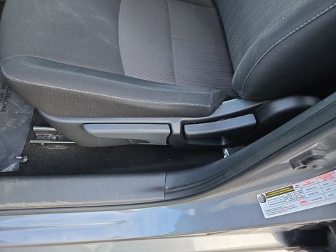 Certified 2024 Nissan Sentra SV image 33