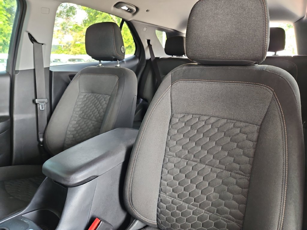 Used 2020 Chevrolet Equinox LT FWD image 23