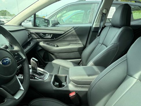 Certified 2025 Subaru Outback Touring w/ Popular Package #2 AWD/4WD image 8