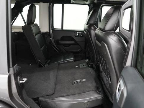 Used 2018 Jeep Wrangler Unlimited Rubicon w/ Dual Top Group image 61