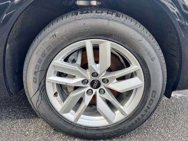 Certified 2023 Audi Q5 2.0T Premium w/ Convenience Package AWD/4WD image 16