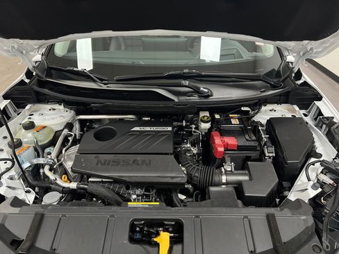 Used 2025 Nissan Rogue SL w/ SL Premium Package FWD image 24