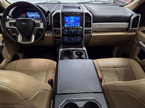Used 2020 Ford F250 Lariat w/ Lariat Ultimate Package AWD/4WD image 7