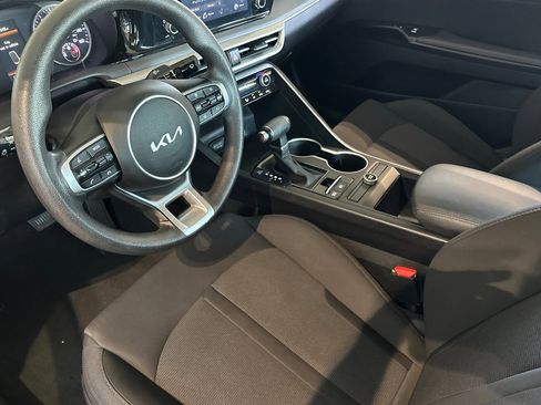Used 2023 Kia K5 LXS image 10