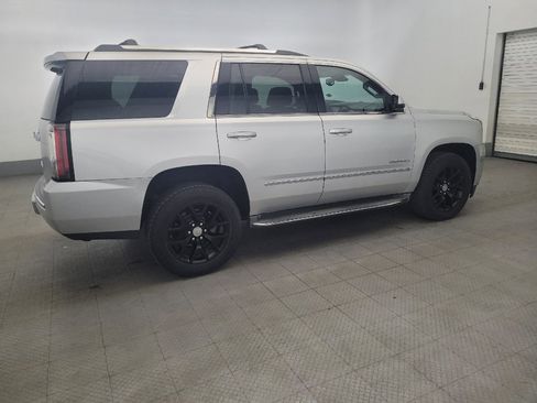 Used 2015 GMC Yukon Denali w/ Touring Package AWD/4WD image 10