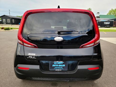 Used 2020 Kia Soul LX FWD image 5