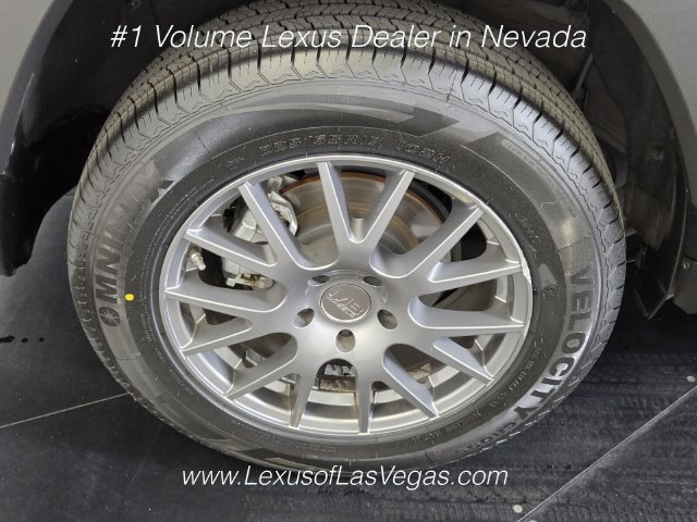Used 2021 Toyota RAV4 LE AWD/4WD image 10