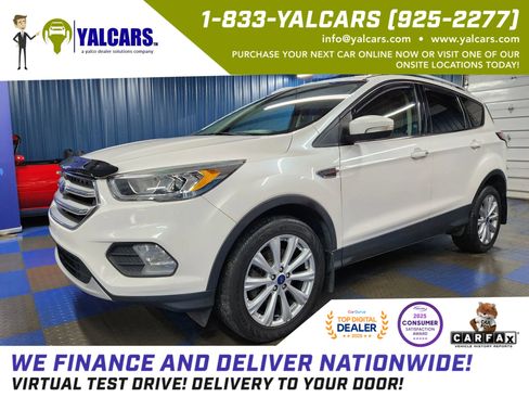 Used 2017 Ford Escape Titanium image 1