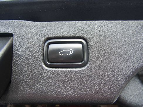 Used 2020 Kia Sorento EX FWD image 31