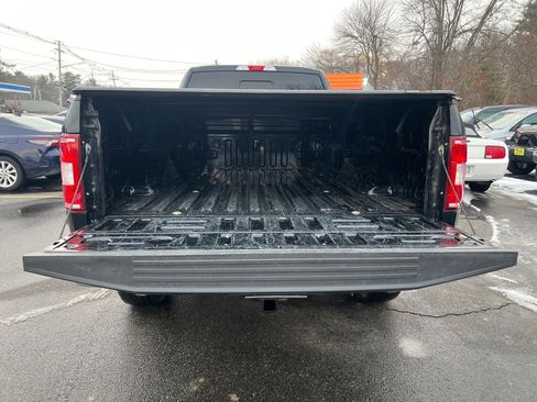 Used 2018 Ford F150 XLT w/ Equipment Group 302A Luxury image 6