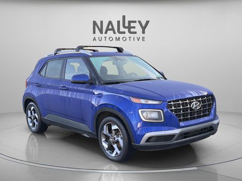 Used 2024 Hyundai Venue SEL image 7