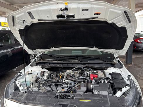 Used 2025 Nissan Altima 2.5 SV FWD image 33