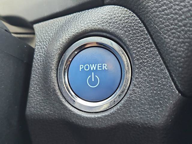 Used 2022 Toyota RAV4 XLE w/ Convenience Package AWD/4WD image 16