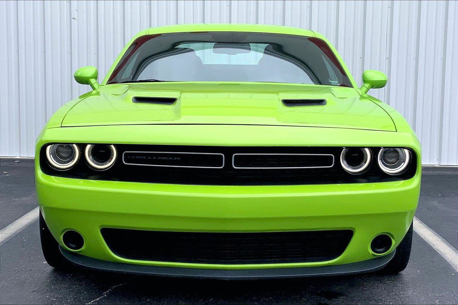 Used 2023 Dodge Challenger SXT RWD image 3