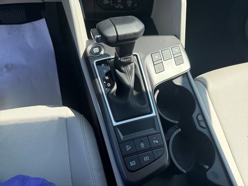 New 2026 Kia Sportage EX w/ EX Panorama Roof Package image 38