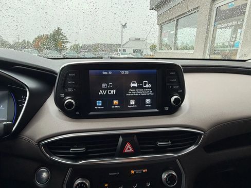 Used 2020 Hyundai Santa Fe SEL image 16