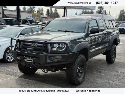 Used 2010 Toyota Tacoma Pickup 4D 6 ft image 3