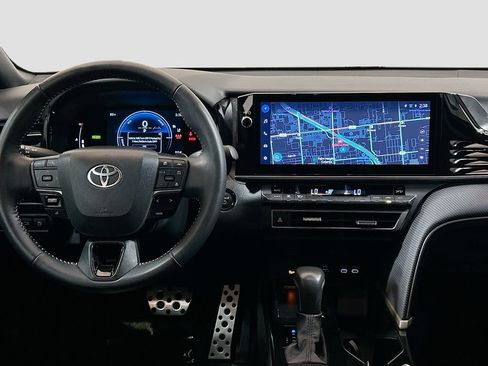 Used 2025 Toyota Camry SE w/ Multimedia Upgrade Package FWD image 19