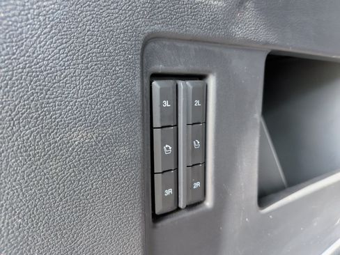 Used 2024 Ford Expedition Limited RWD image 39