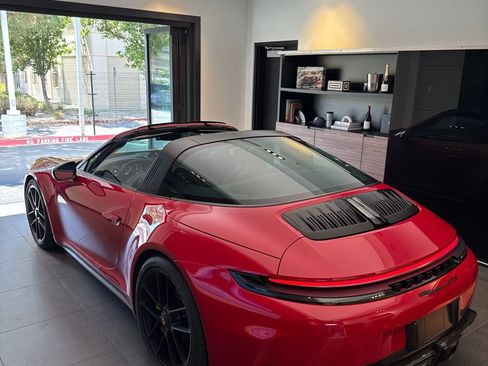 Certified 2026 Porsche 911 Targa 4 GTS AWD/4WD image 8