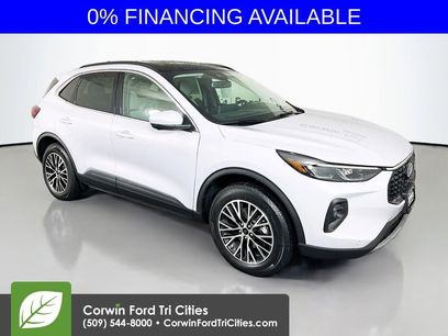 New 2025 Ford Escape SE w/ PHEV Premium Package