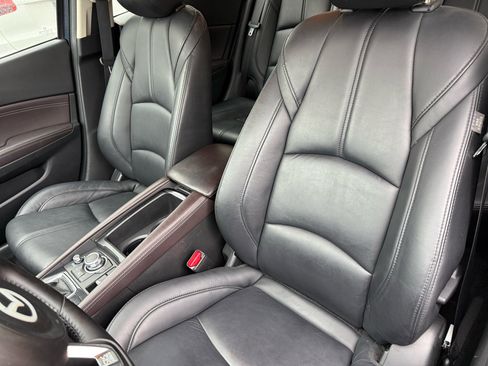 Used 2017 MAZDA MAZDA3 Touring image 6