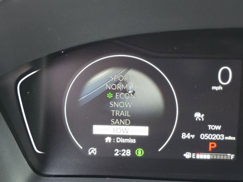 Used 2025 Honda Pilot Touring image 12