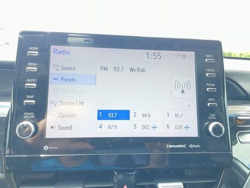 Used 2021 Toyota Camry XSE FWD image 13
