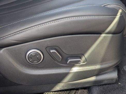 Used 2023 Genesis GV80 2.5T image 36