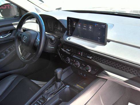 Used 2025 Honda Accord EX-L image 42