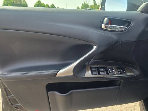 Used 2010 Lexus IS 250 RWD image 11