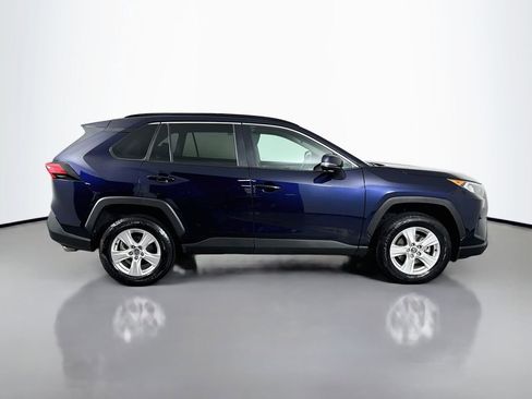 Used 2020 Toyota RAV4 XLE FWD image 4