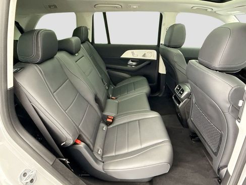 New 2026 Mercedes-Benz GLS 450 4MATIC image 22
