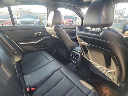 Used 2023 BMW 330i xDrive Sedan w/ Premium Package image 28