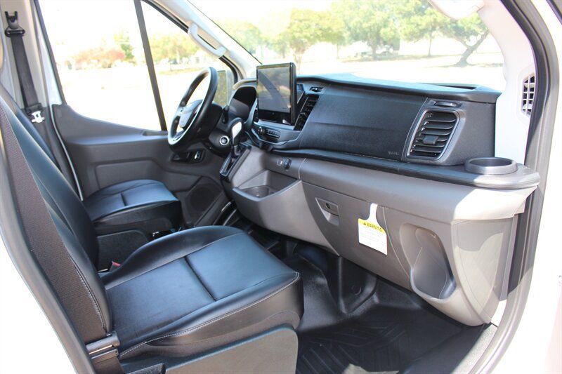 Used 2026 Ford Transit 250 148 Medium Roof RWD image 24