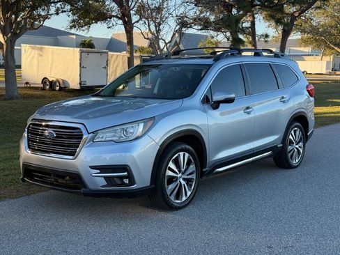 Used 2019 Subaru Ascent Limited w/ Popular Package #3 image 4